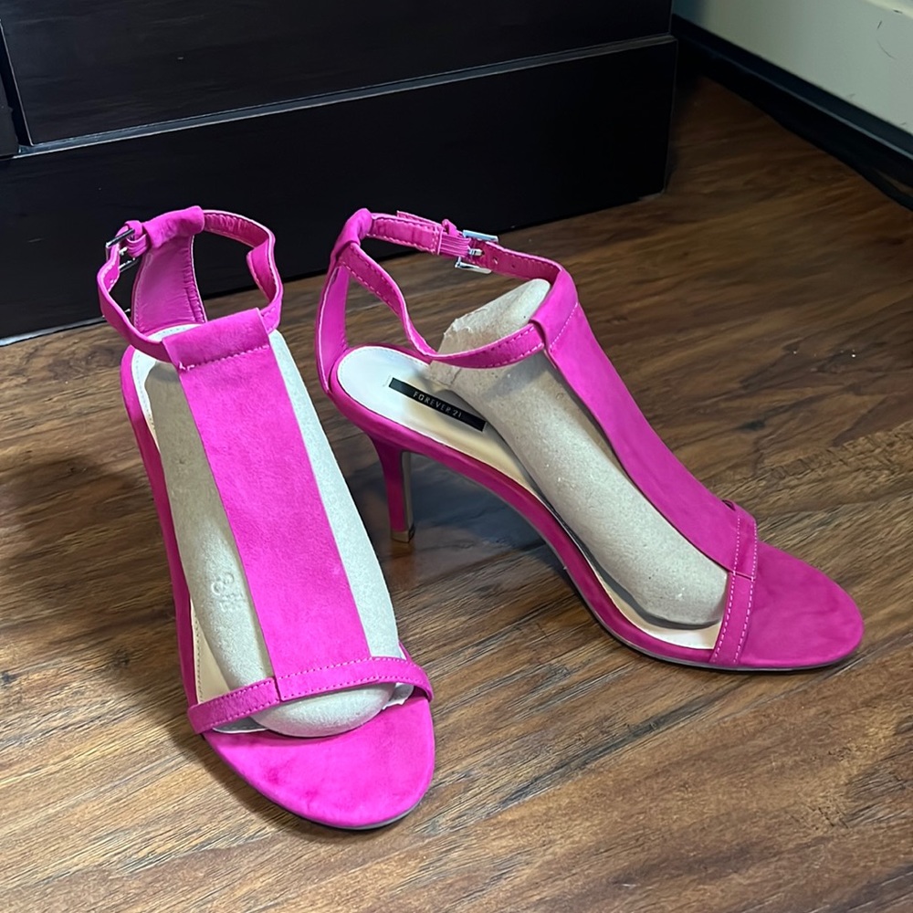 Magenta Heels